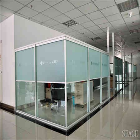 阳山单玻磨砂隔断